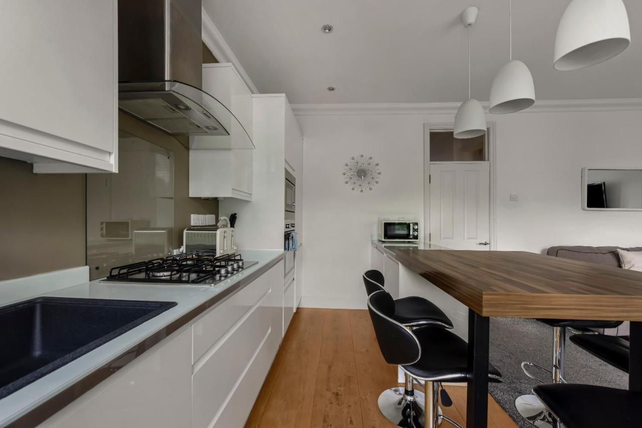 The West Kensington Apartments Λονδίνο Δωμάτιο φωτογραφία